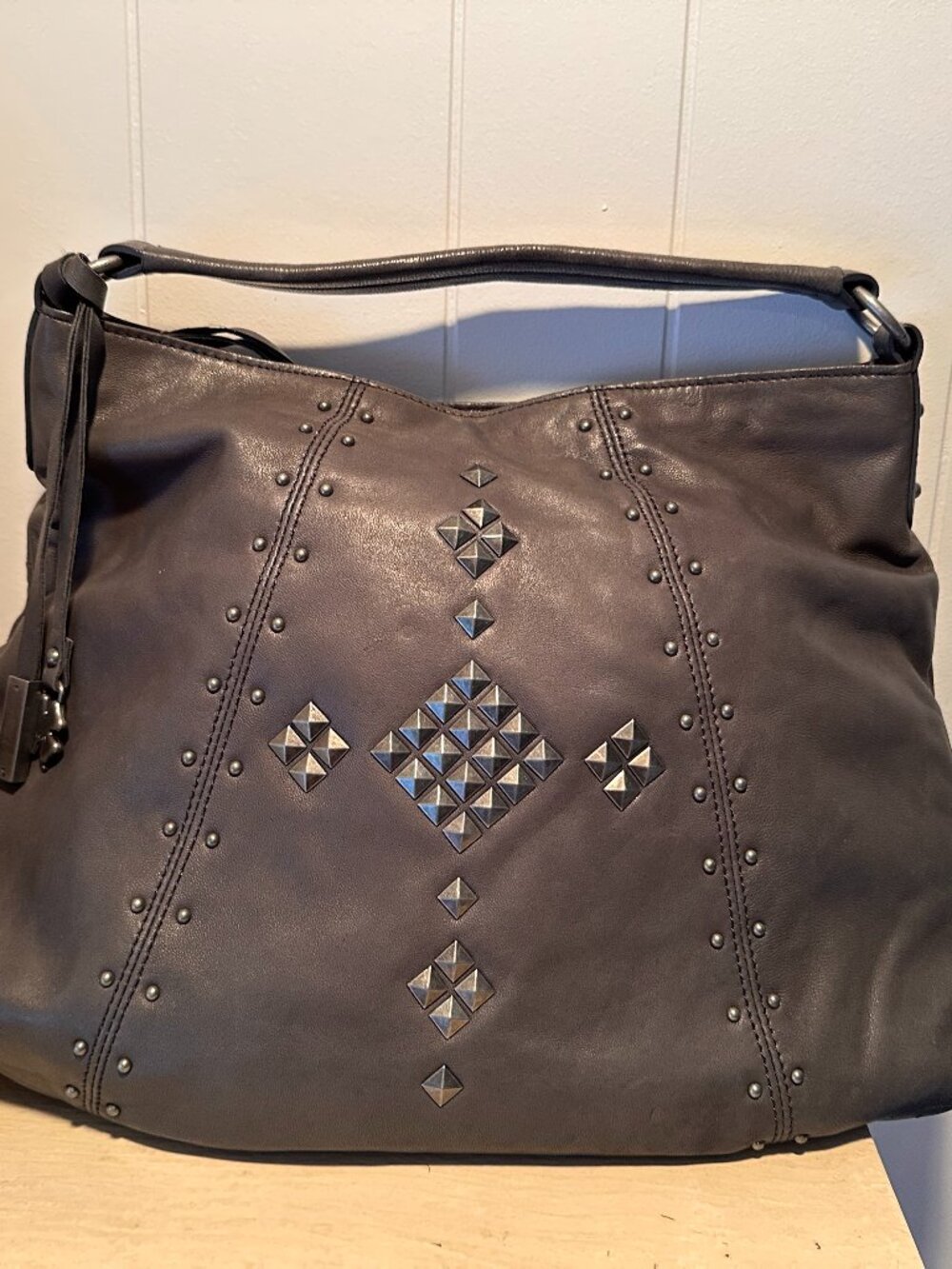 Lucky Brand Grey Hobo with Silver Detail - Picture 6 of 15